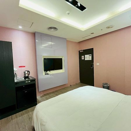 Walker Hotel - Chenggong Taipei Exterior photo